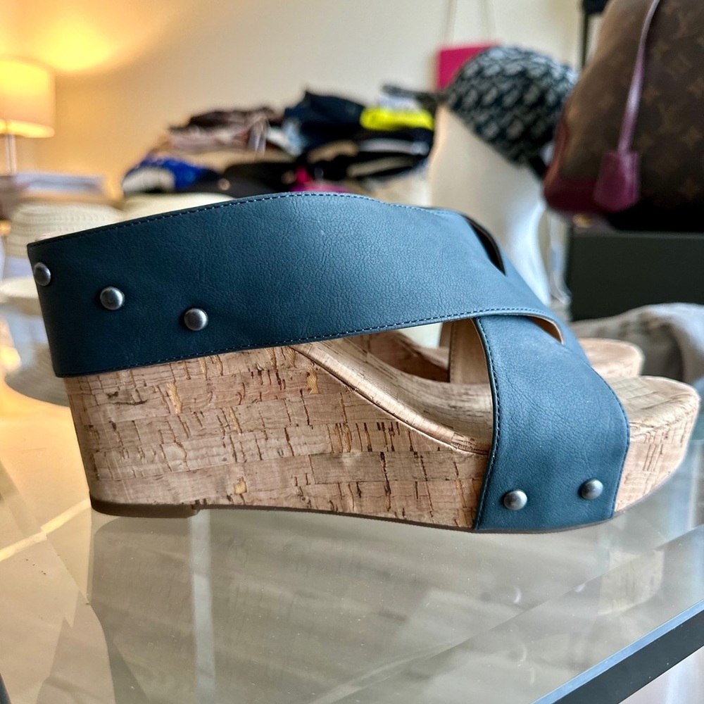 NWOT Lucky Brand MYKALA Cork Wedge Sandals - Picture 5 of 8